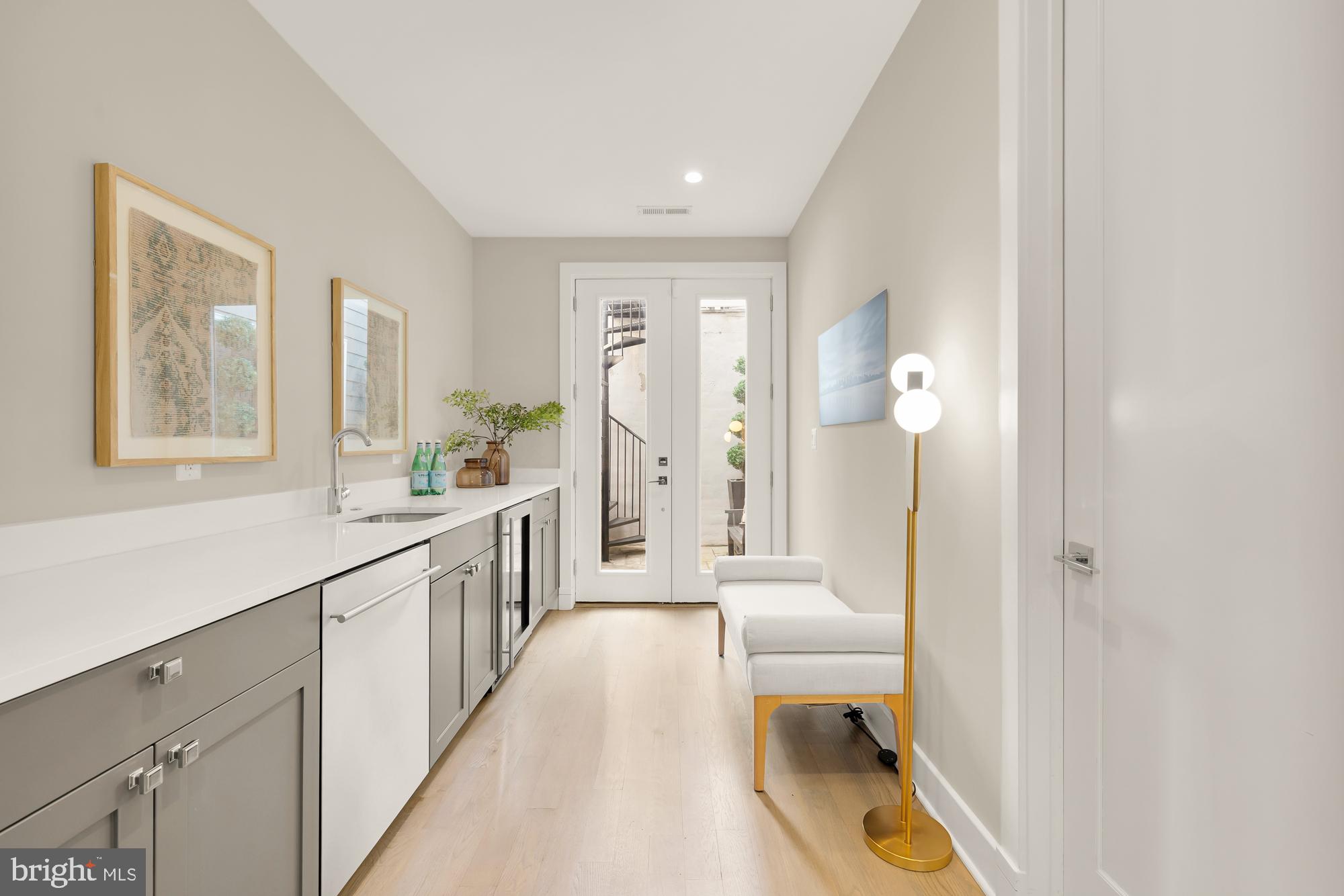 MOUNT PLEASANT - Residential