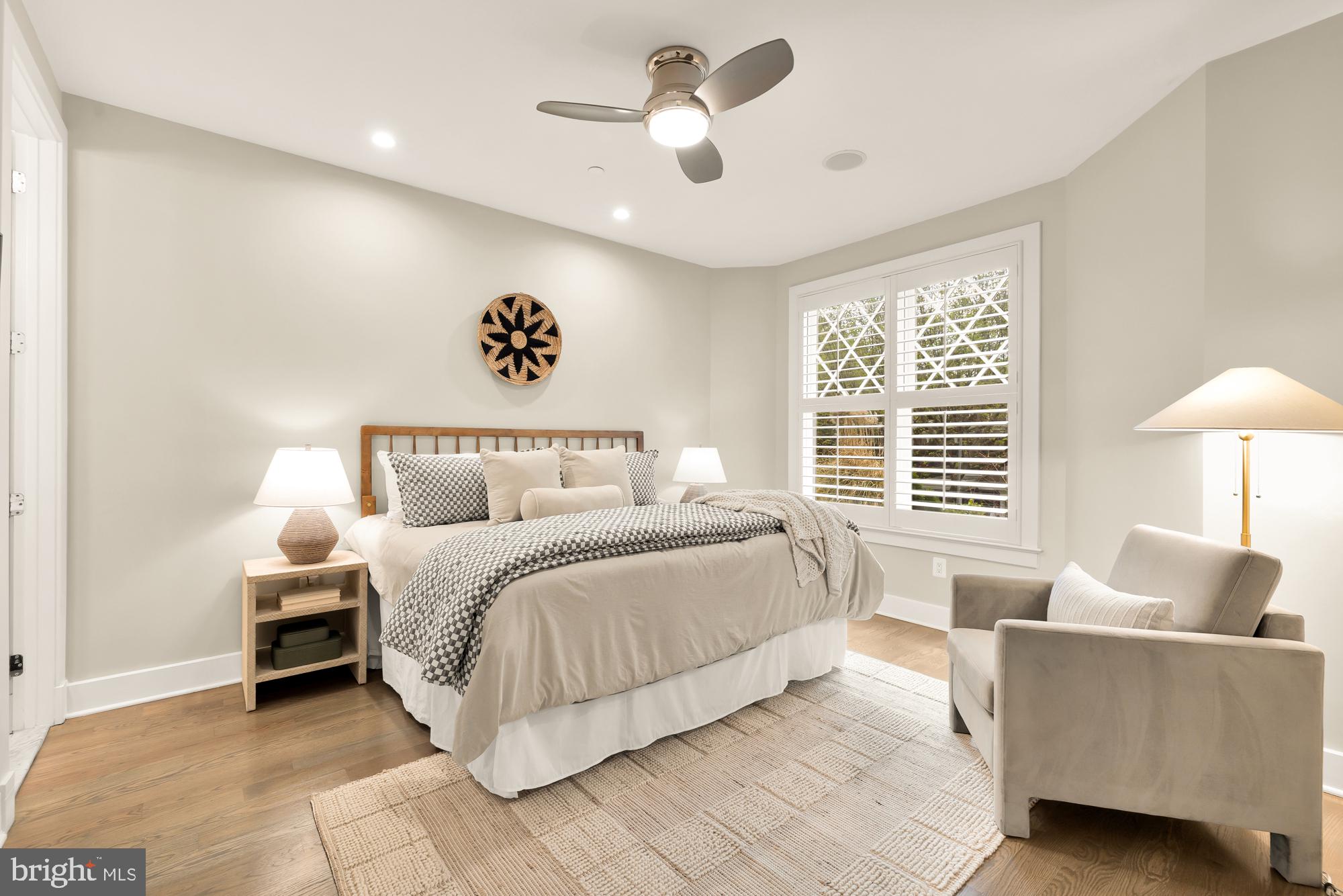 MOUNT PLEASANT - Residential
