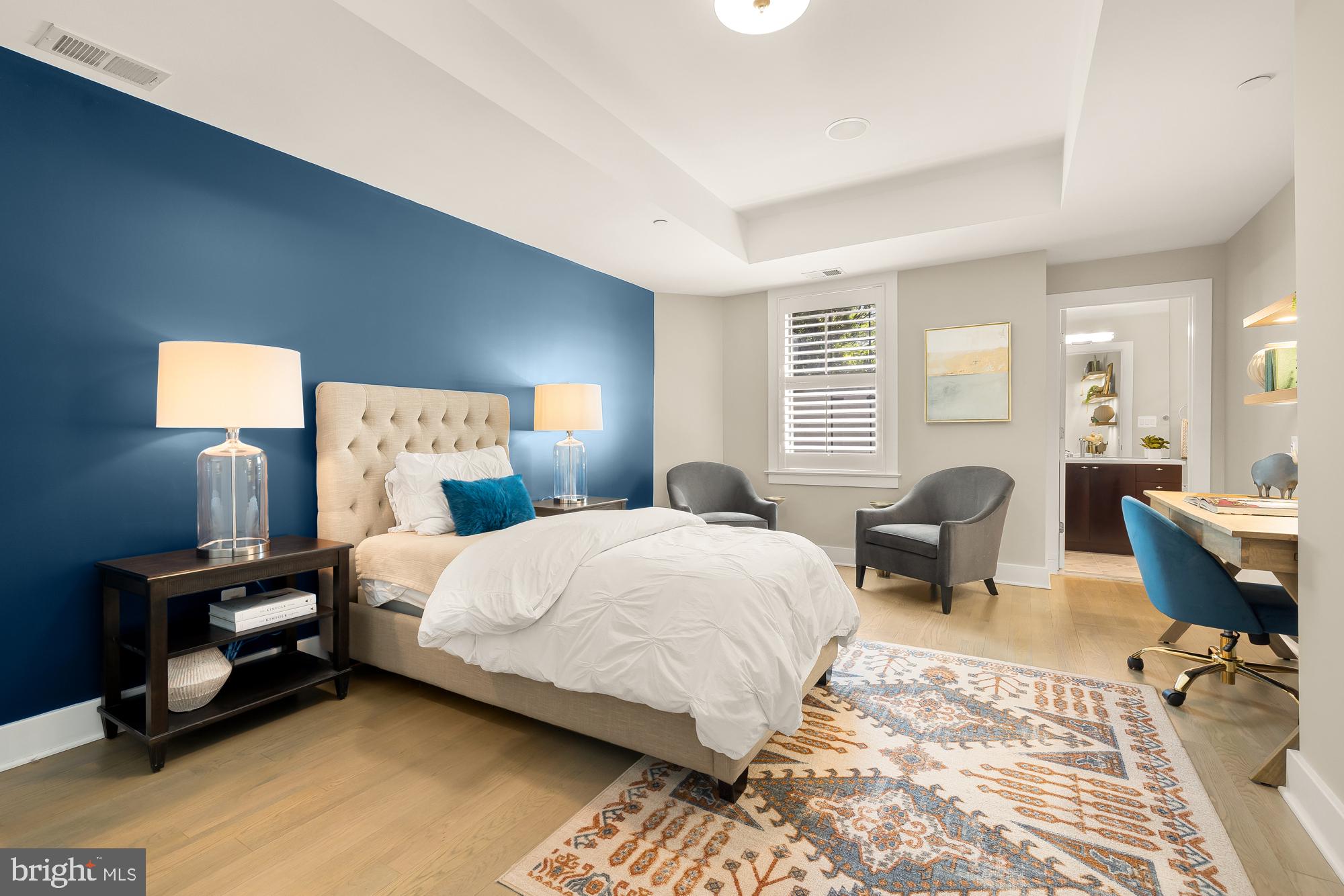 MOUNT PLEASANT - Residential