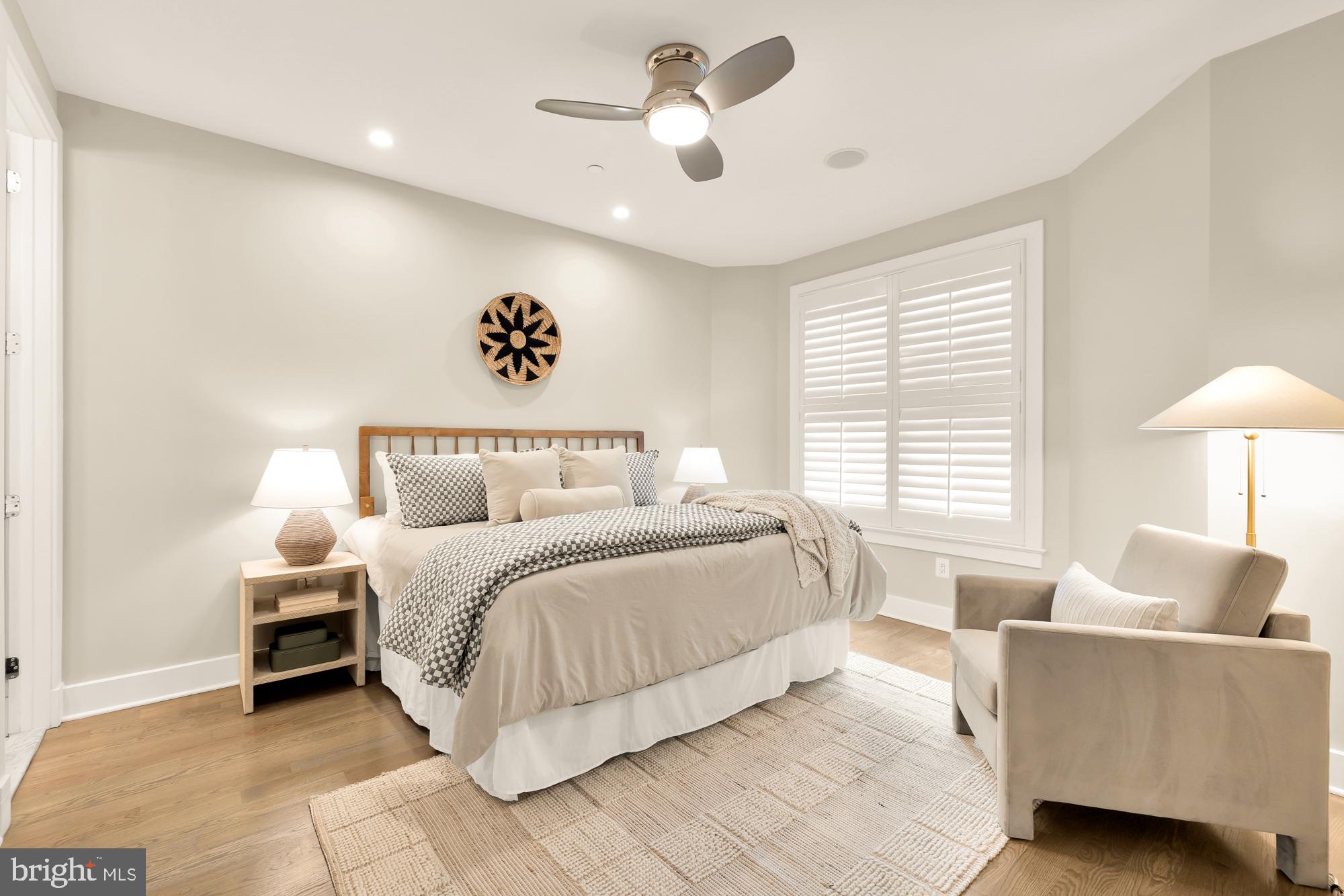 MOUNT PLEASANT - Residential