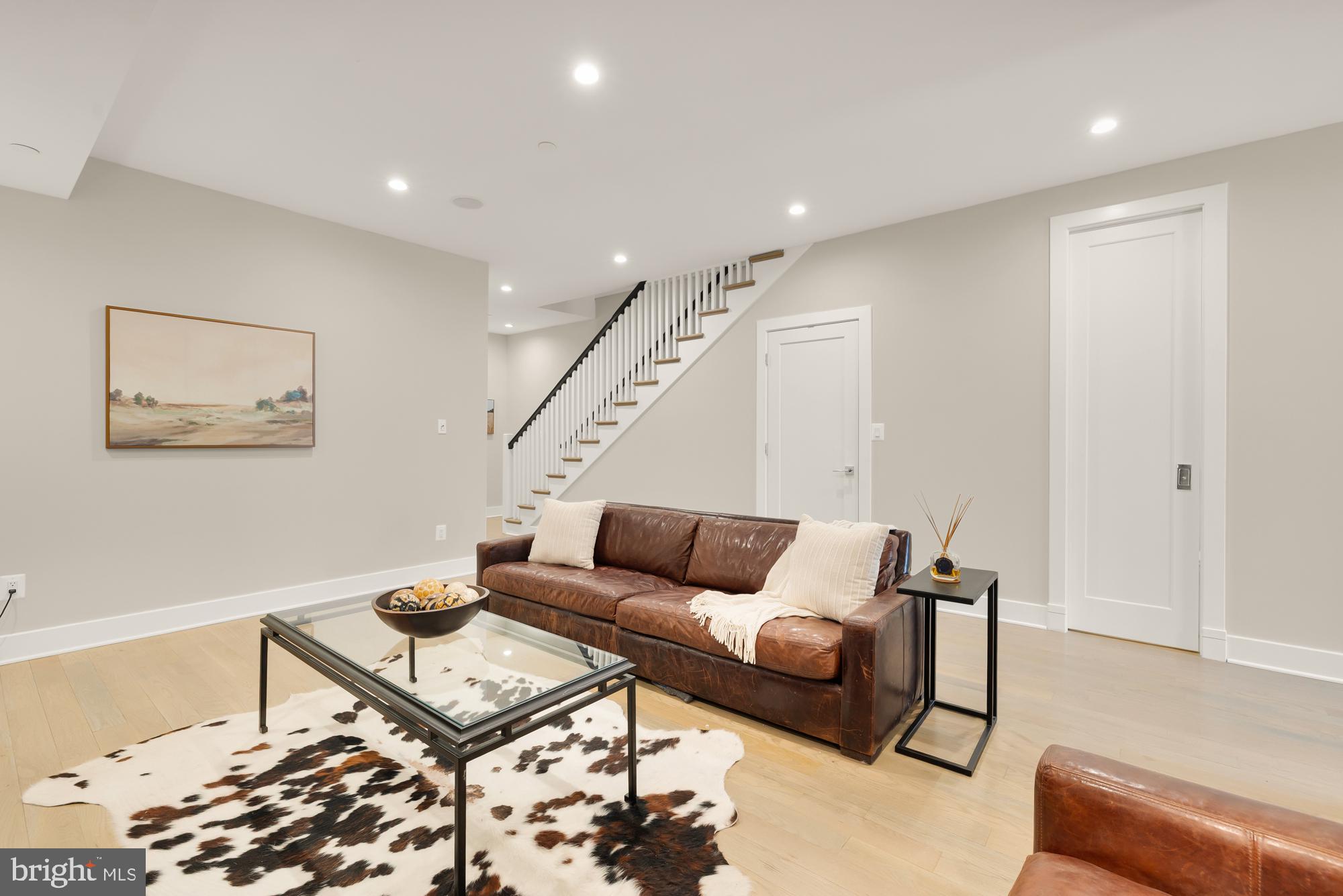 MOUNT PLEASANT - Residential