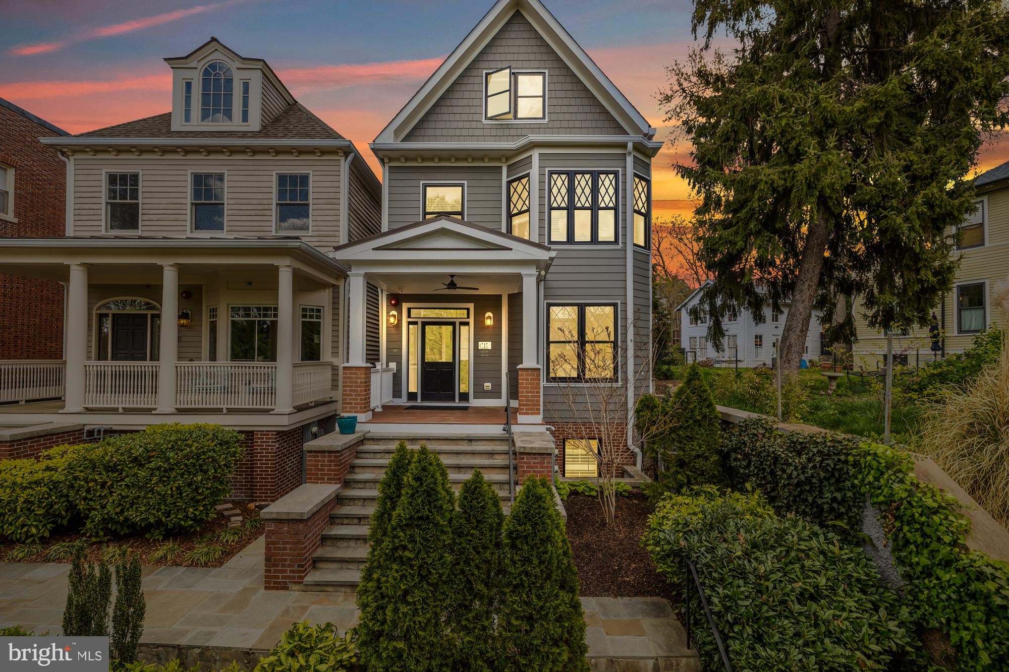MOUNT PLEASANT - Residential