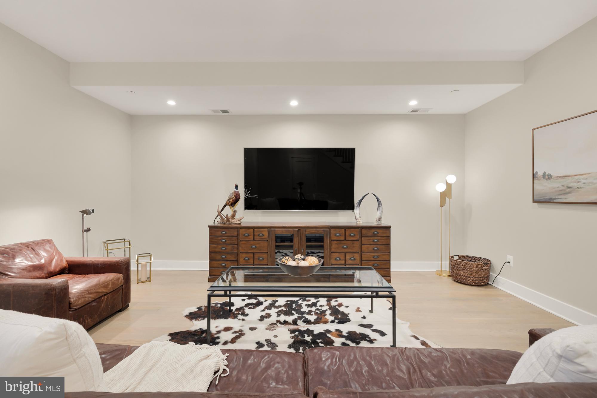 MOUNT PLEASANT - Residential
