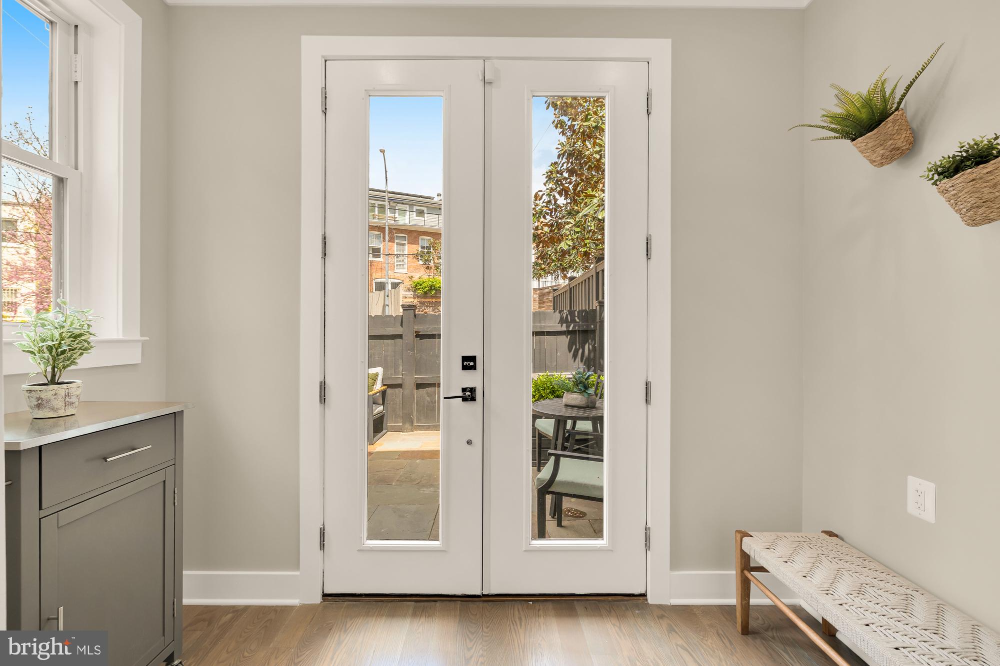 MOUNT PLEASANT - Residential