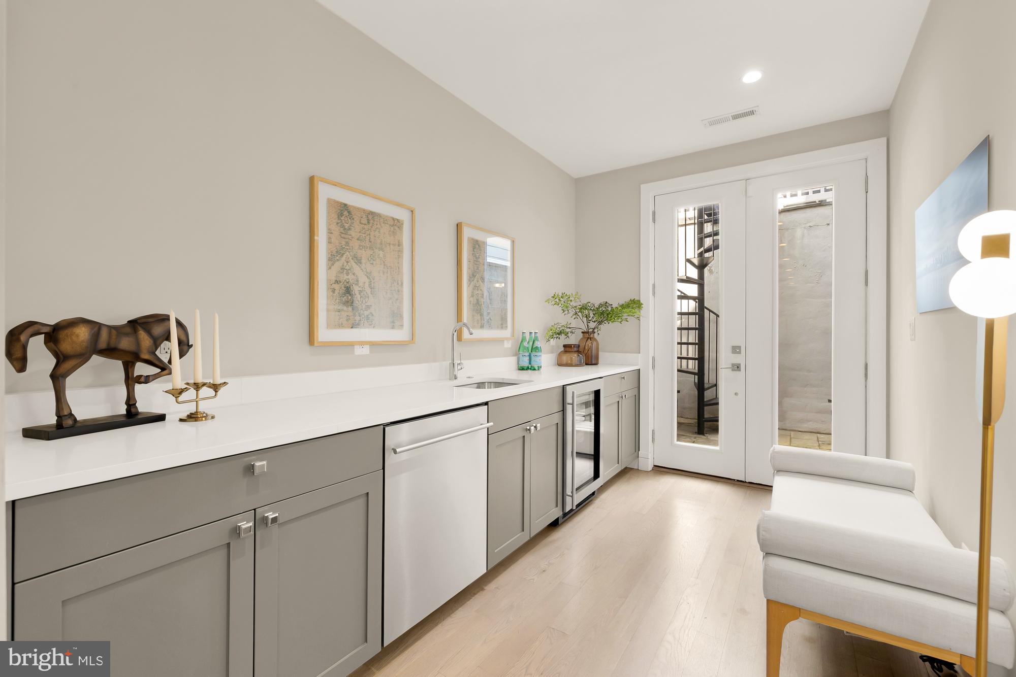 MOUNT PLEASANT - Residential
