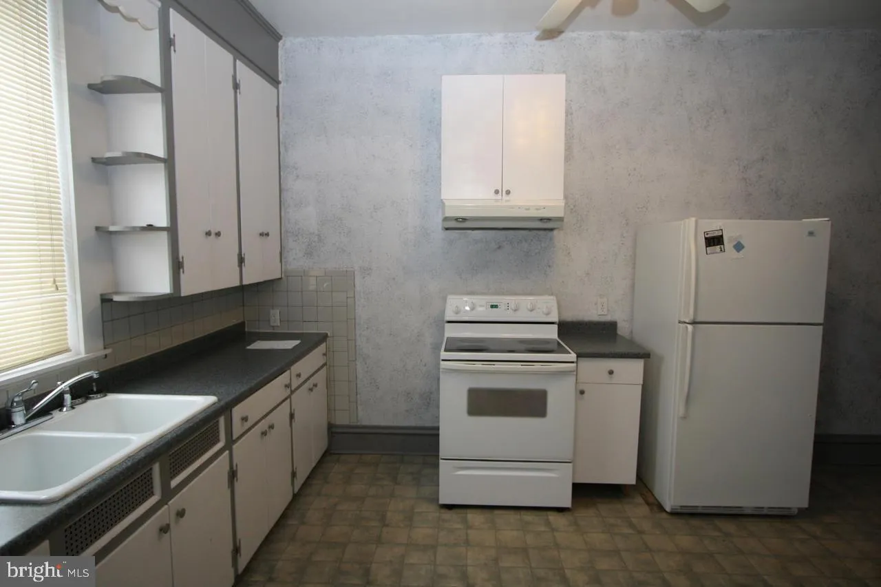 Additional image 30 of 210 N Locust Street, Hagerstown, MD 21740