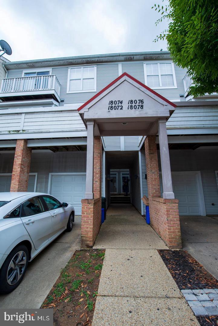 18076 ROYAL BONNET CIRCLE