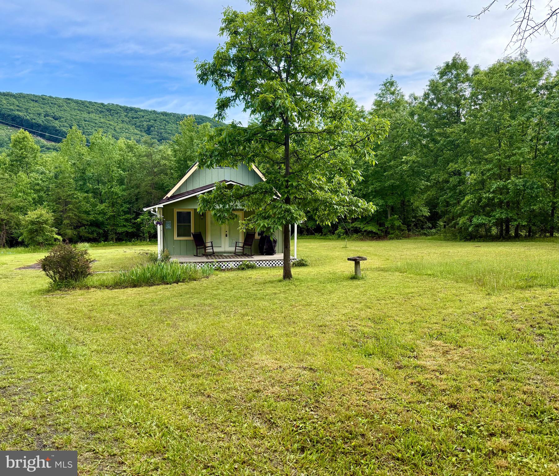 LAKE FERNDALE - Residential