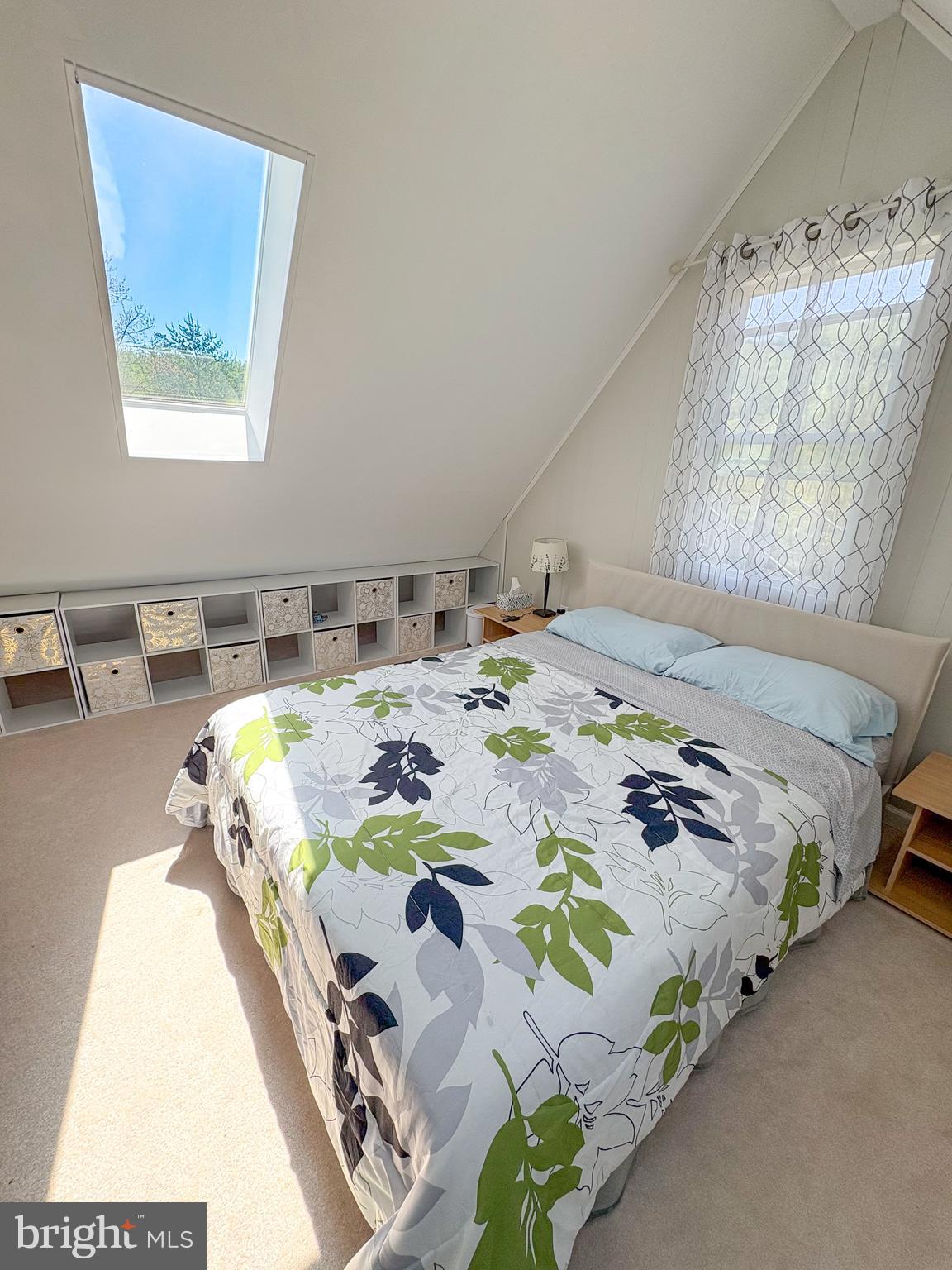 LAKE FERNDALE - Residential