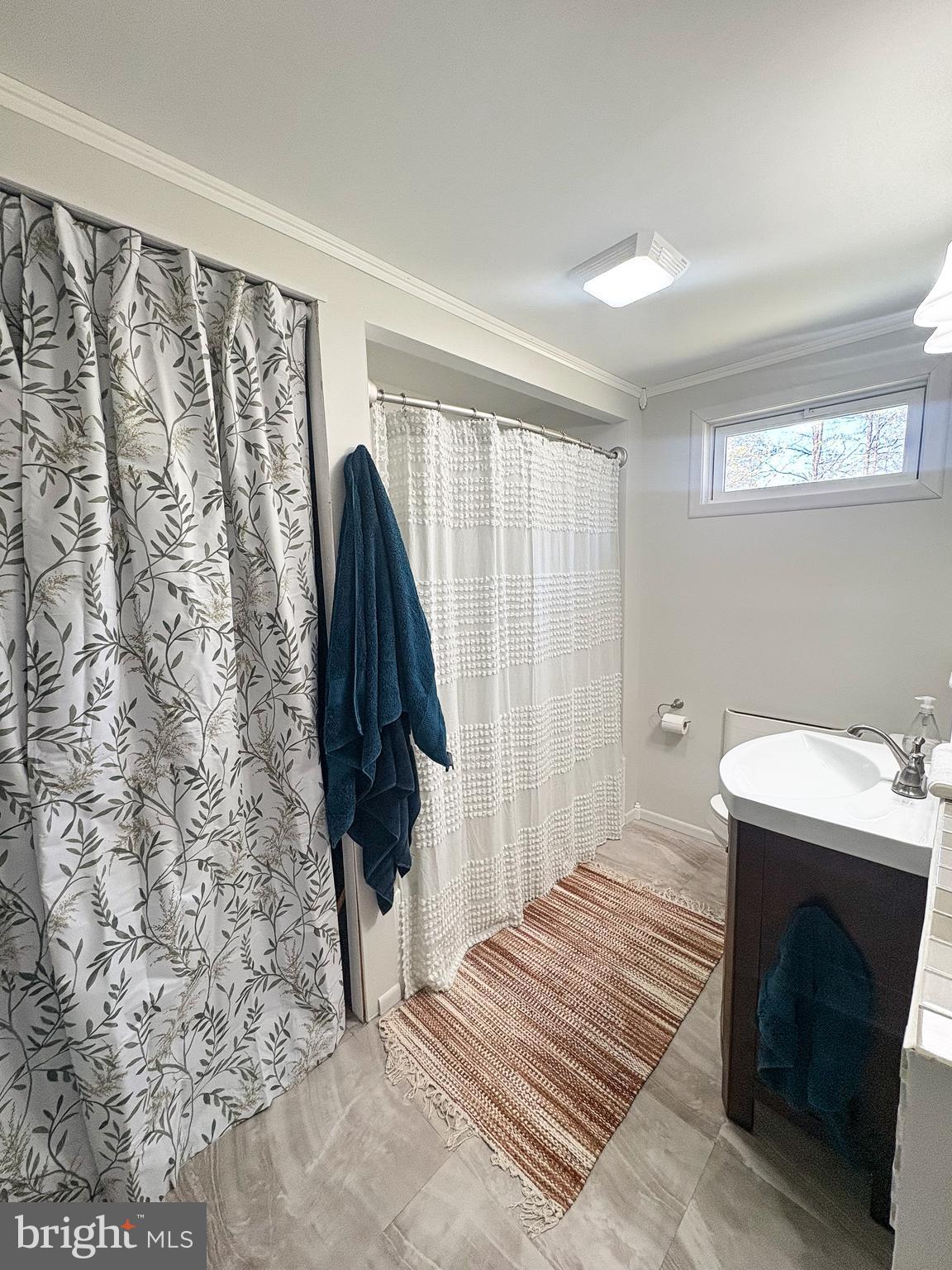 LAKE FERNDALE - Residential