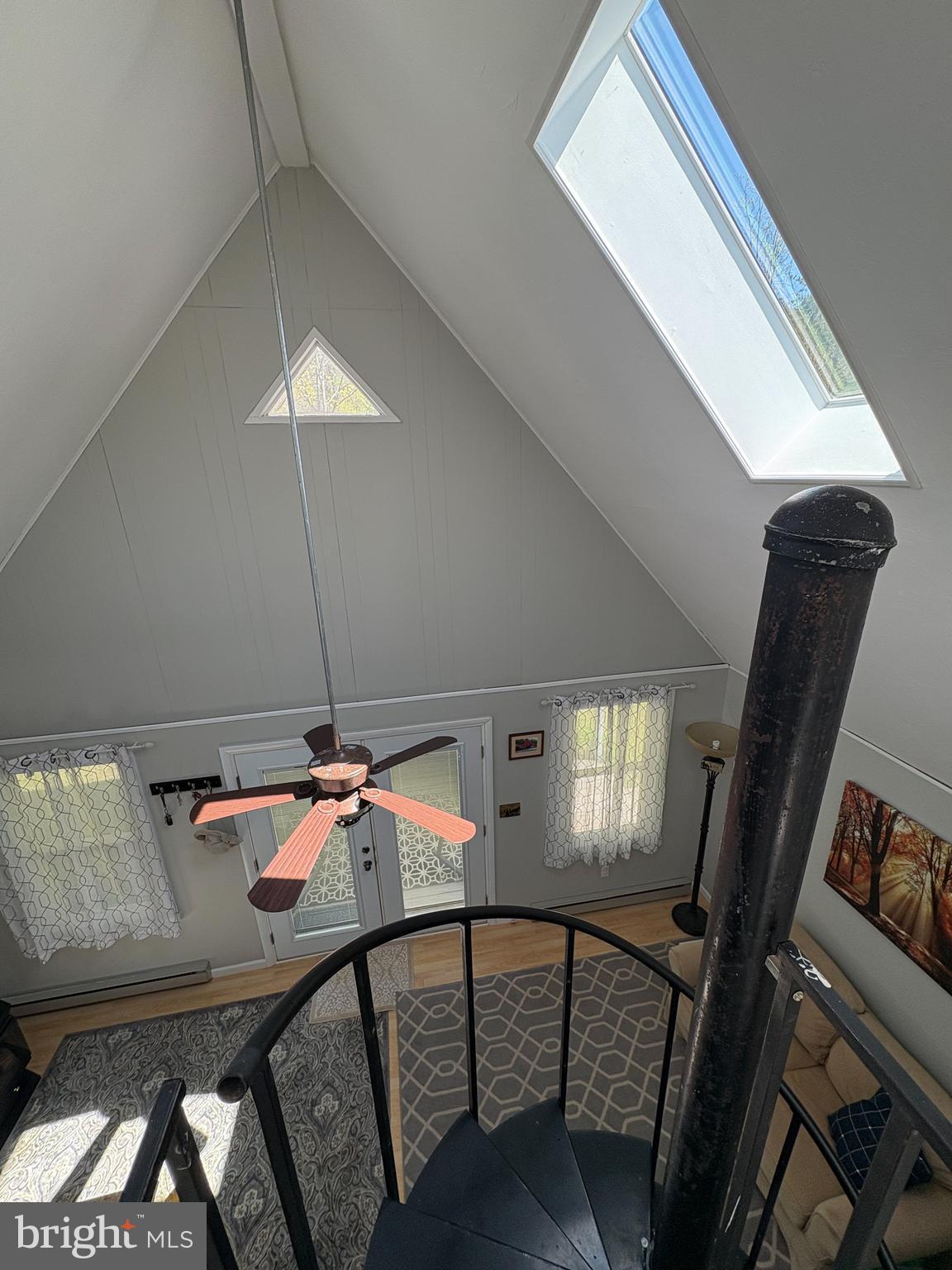 LAKE FERNDALE - Residential