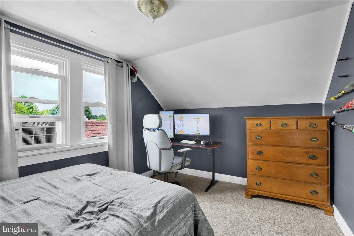 LEBANON CITY - Residential