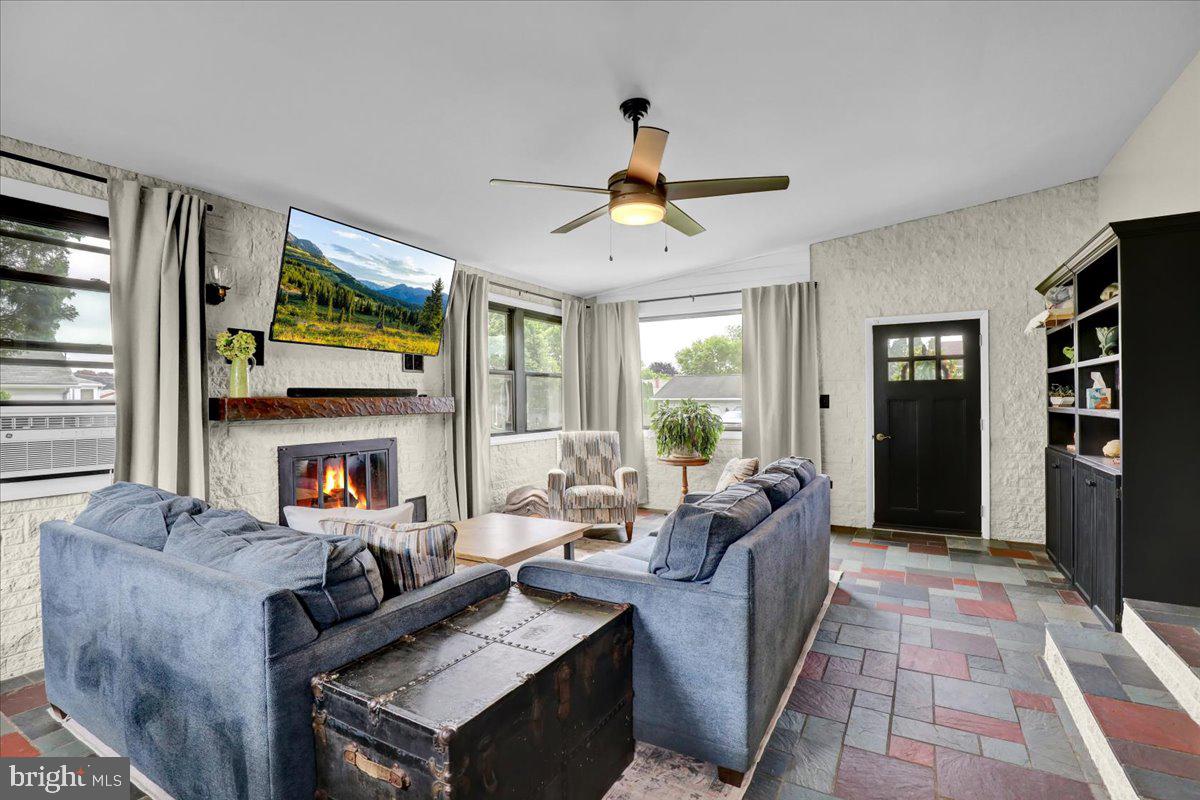 LEBANON CITY - Residential