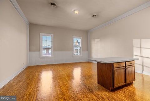 Condo For Rent - 3 S 2nd Street<br/> HAMMONTON, NJ 08037