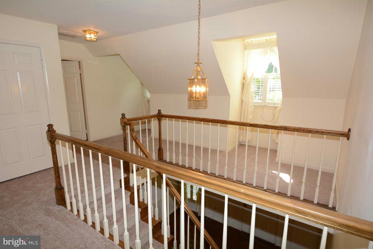 LAKE RIDGE - Residential