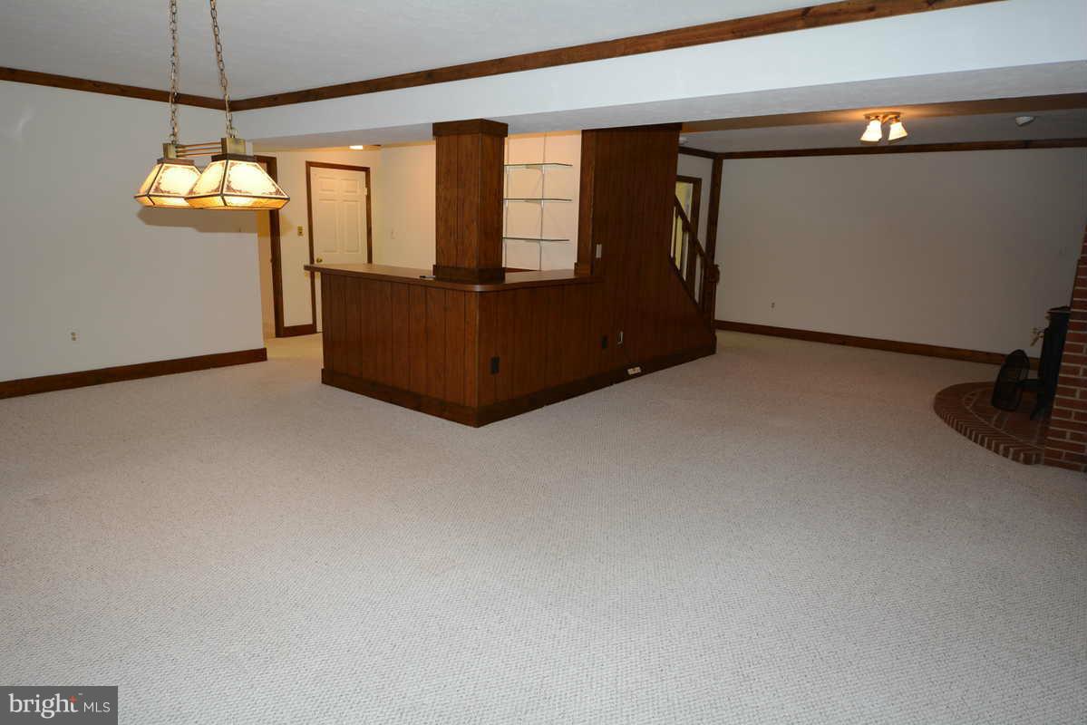 LAKE RIDGE - Residential