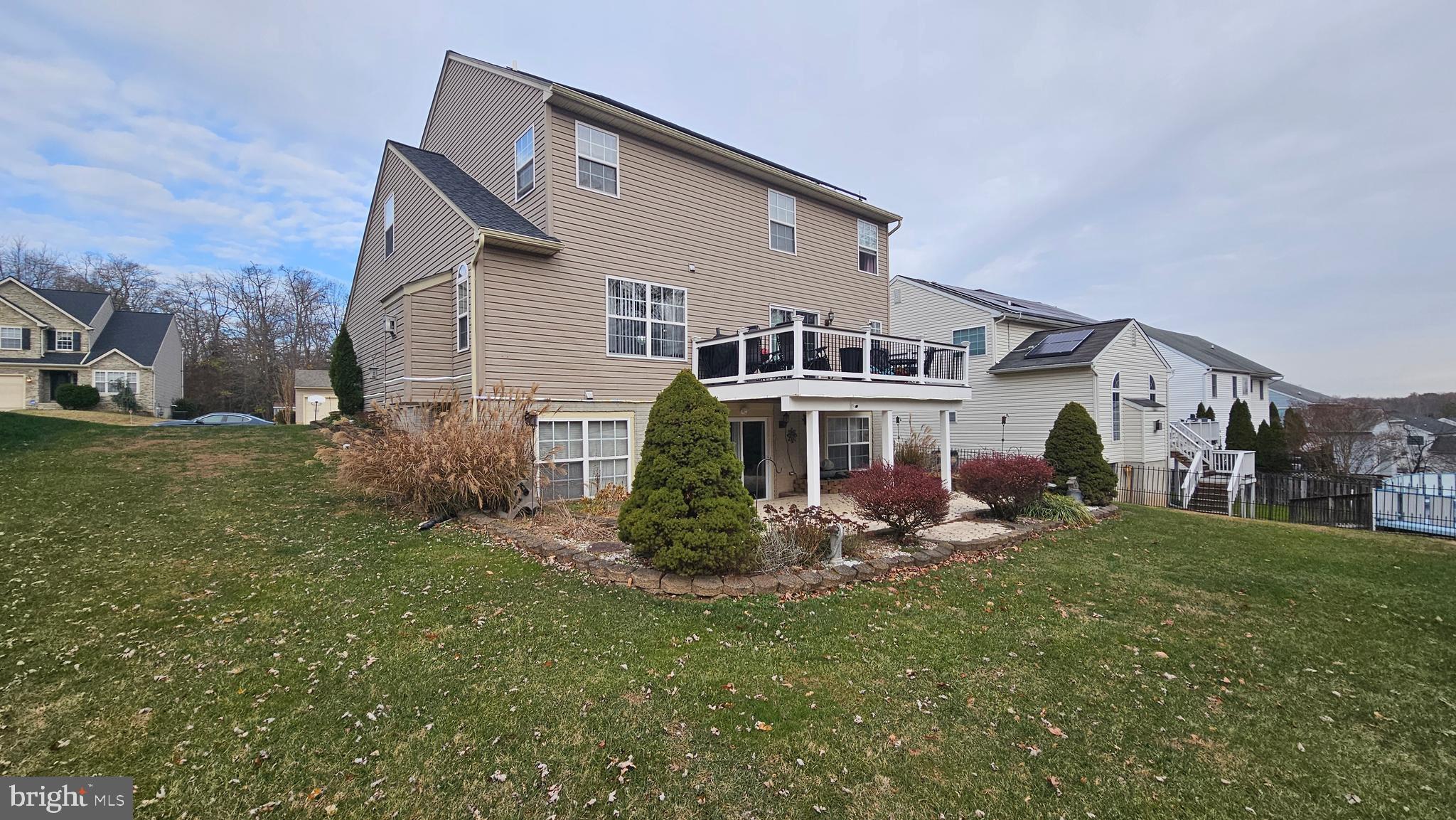 WOODLAND RUN - Residential Lease