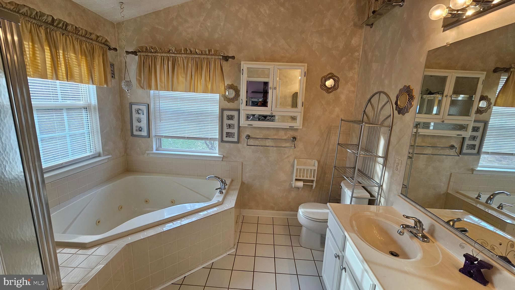 WOODLAND RUN - Residential Lease