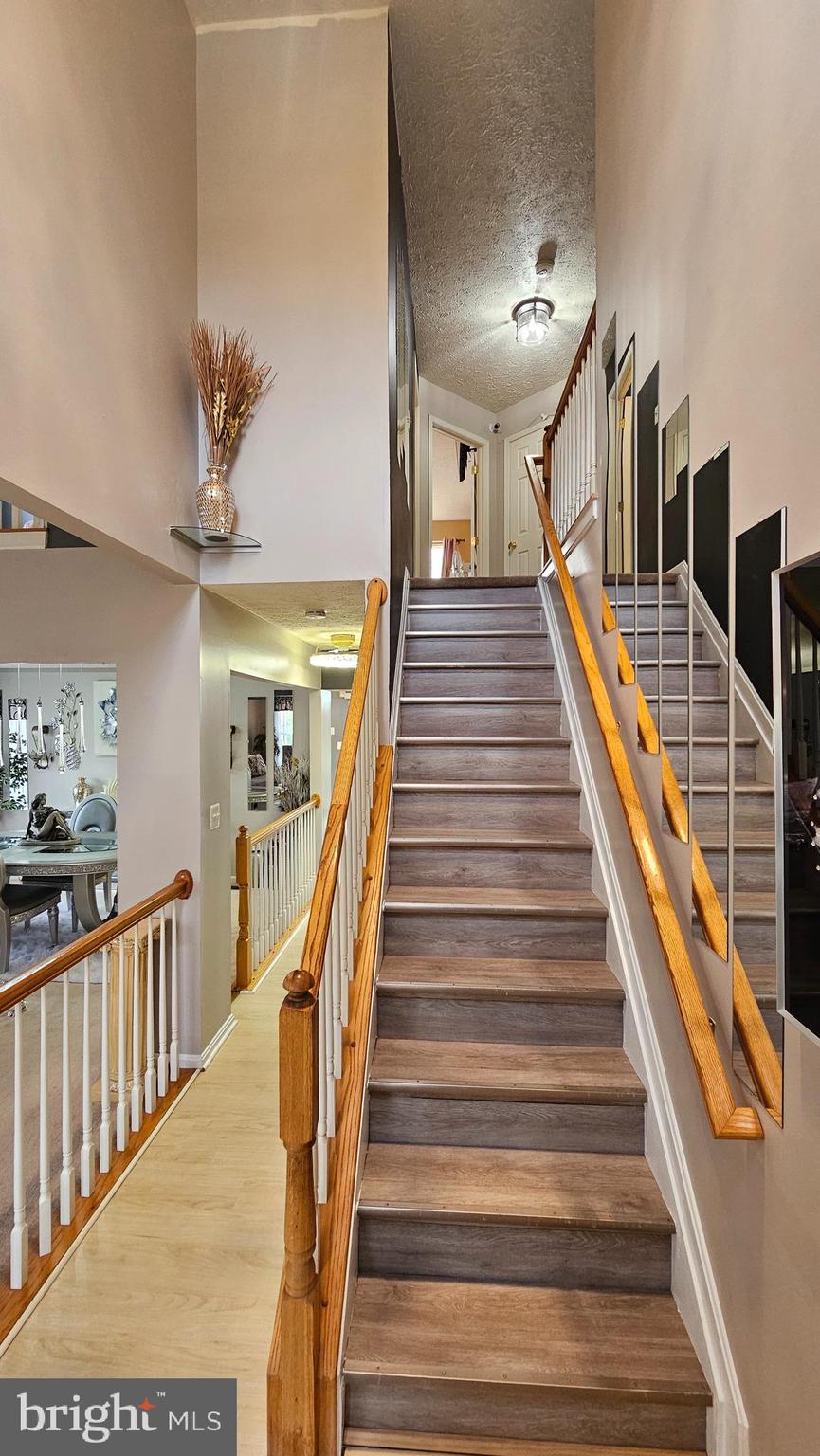 WOODLAND RUN - Residential Lease