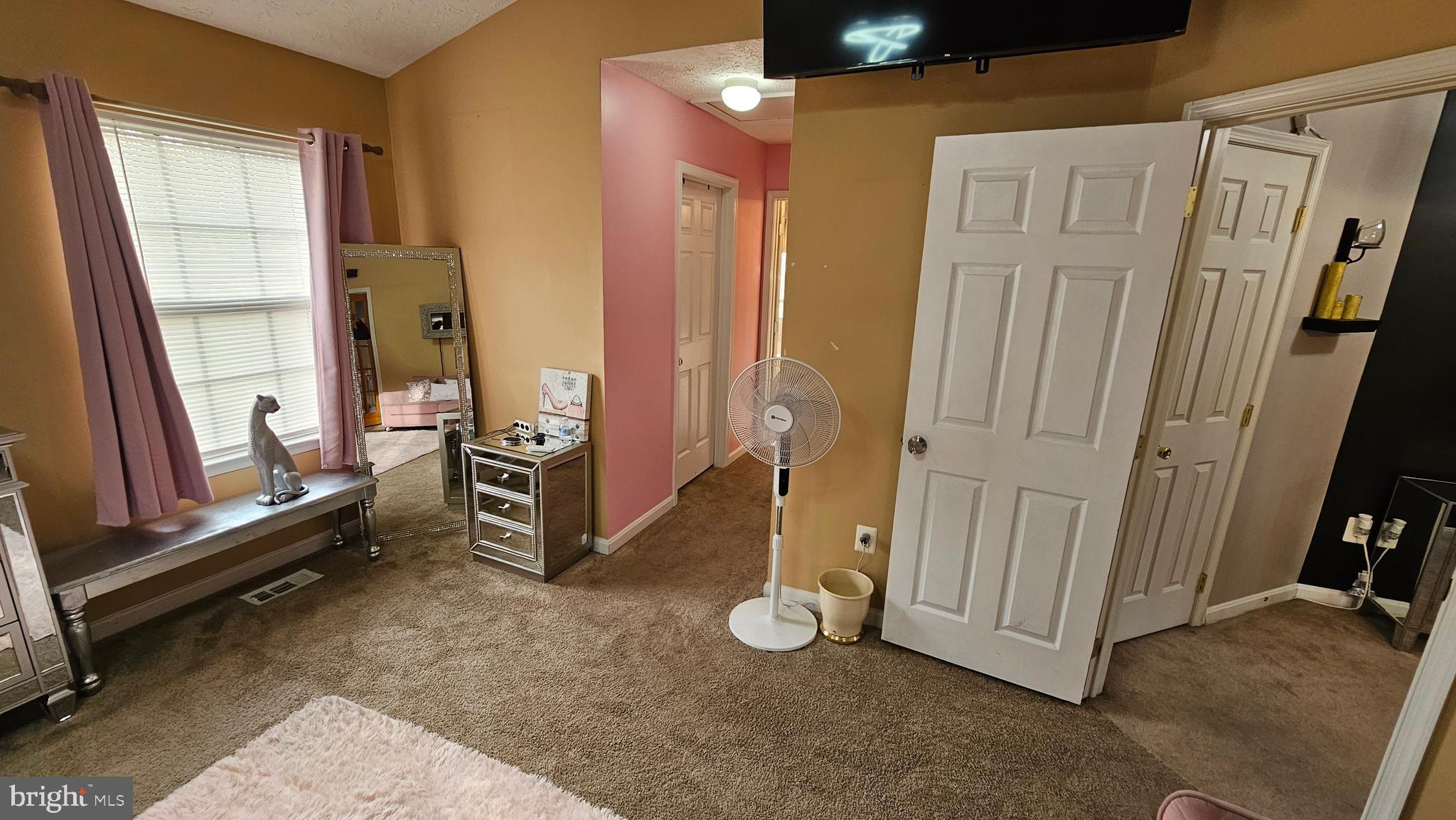 WOODLAND RUN - Residential Lease