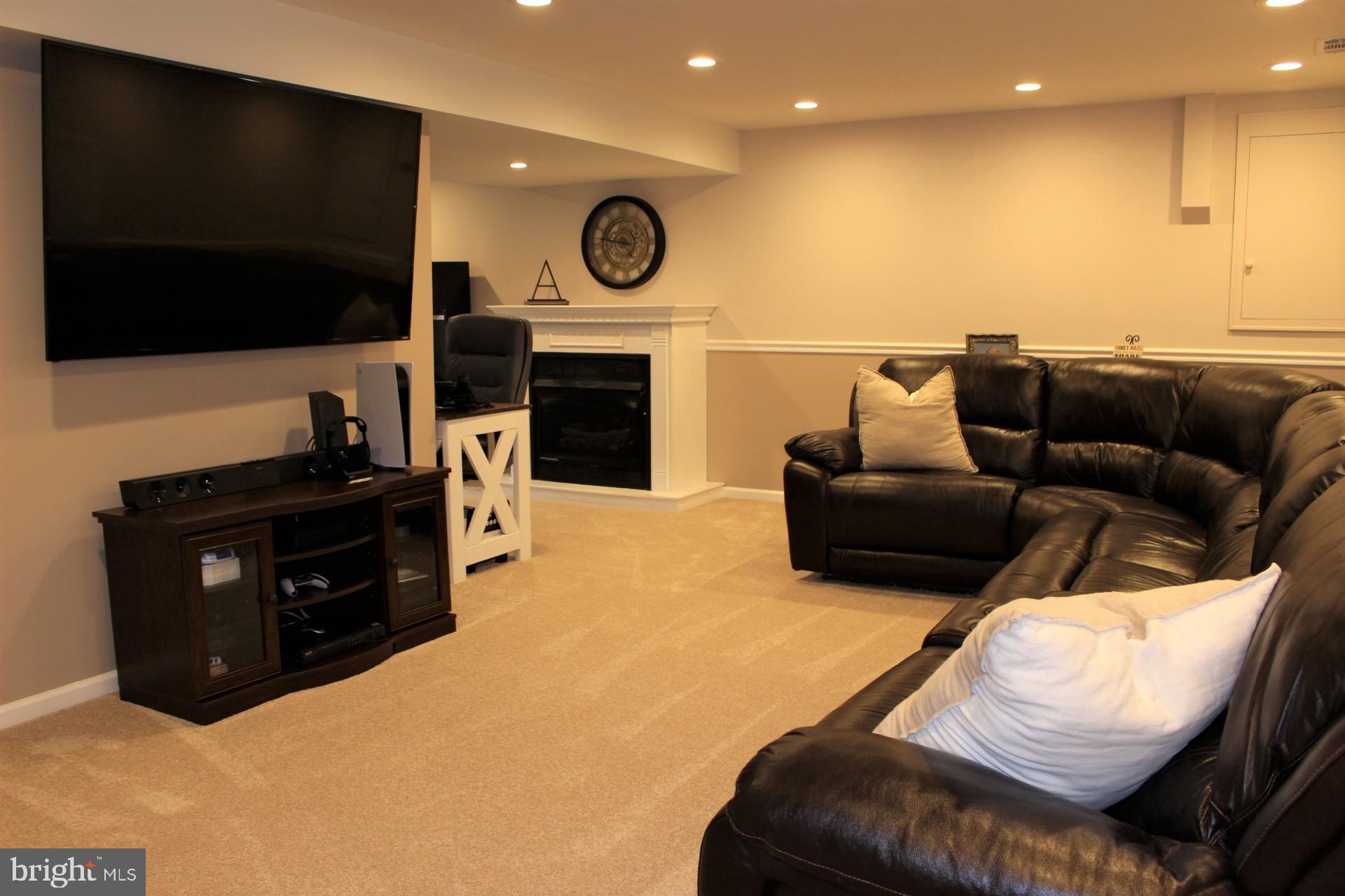 GRACE HARBOUR - Residential