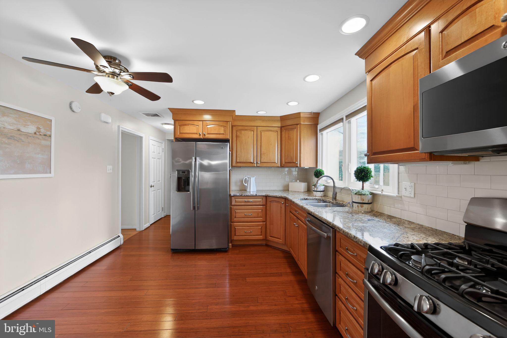 WHITFORD HILLS - Residential