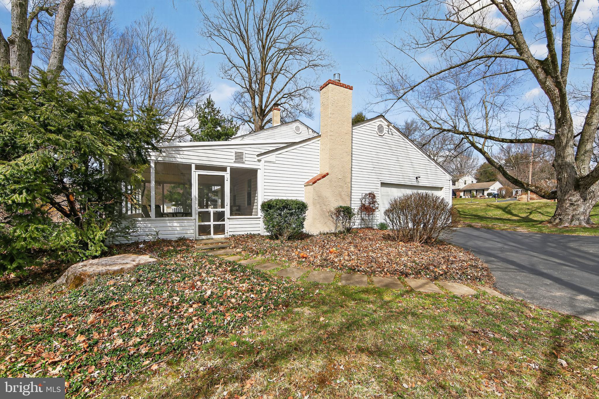 WHITFORD HILLS - Residential