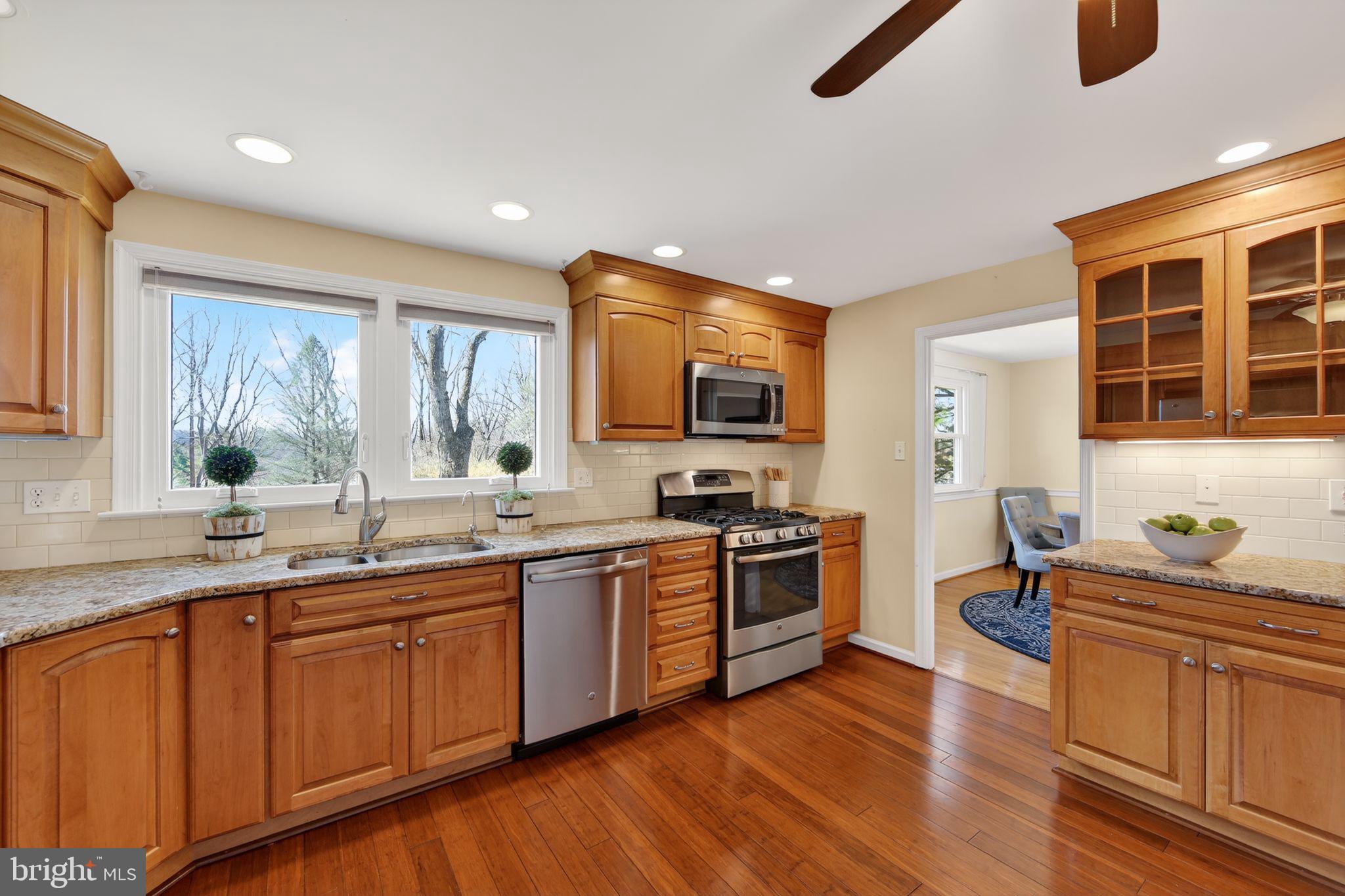 WHITFORD HILLS - Residential