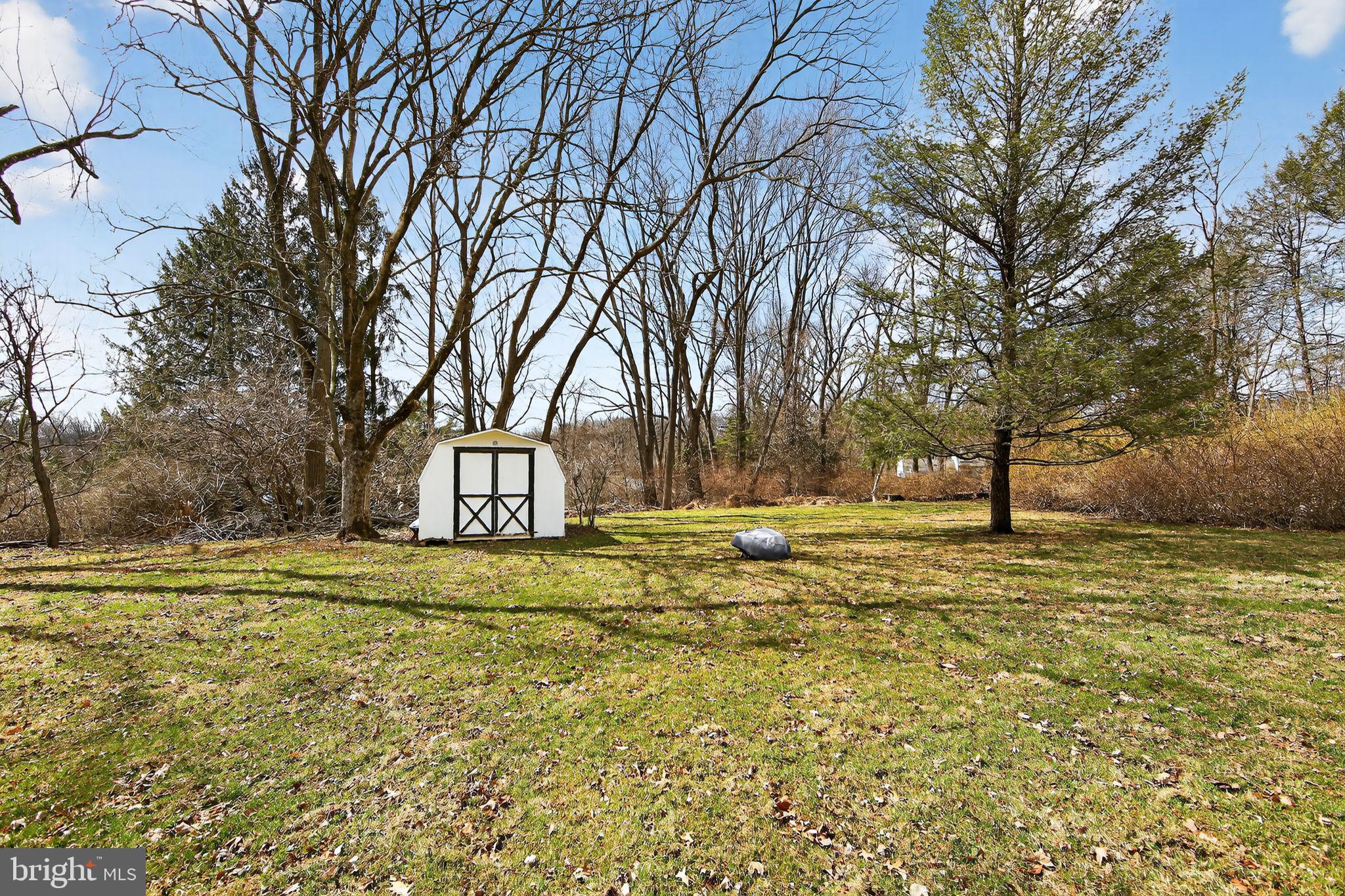 WHITFORD HILLS - Residential