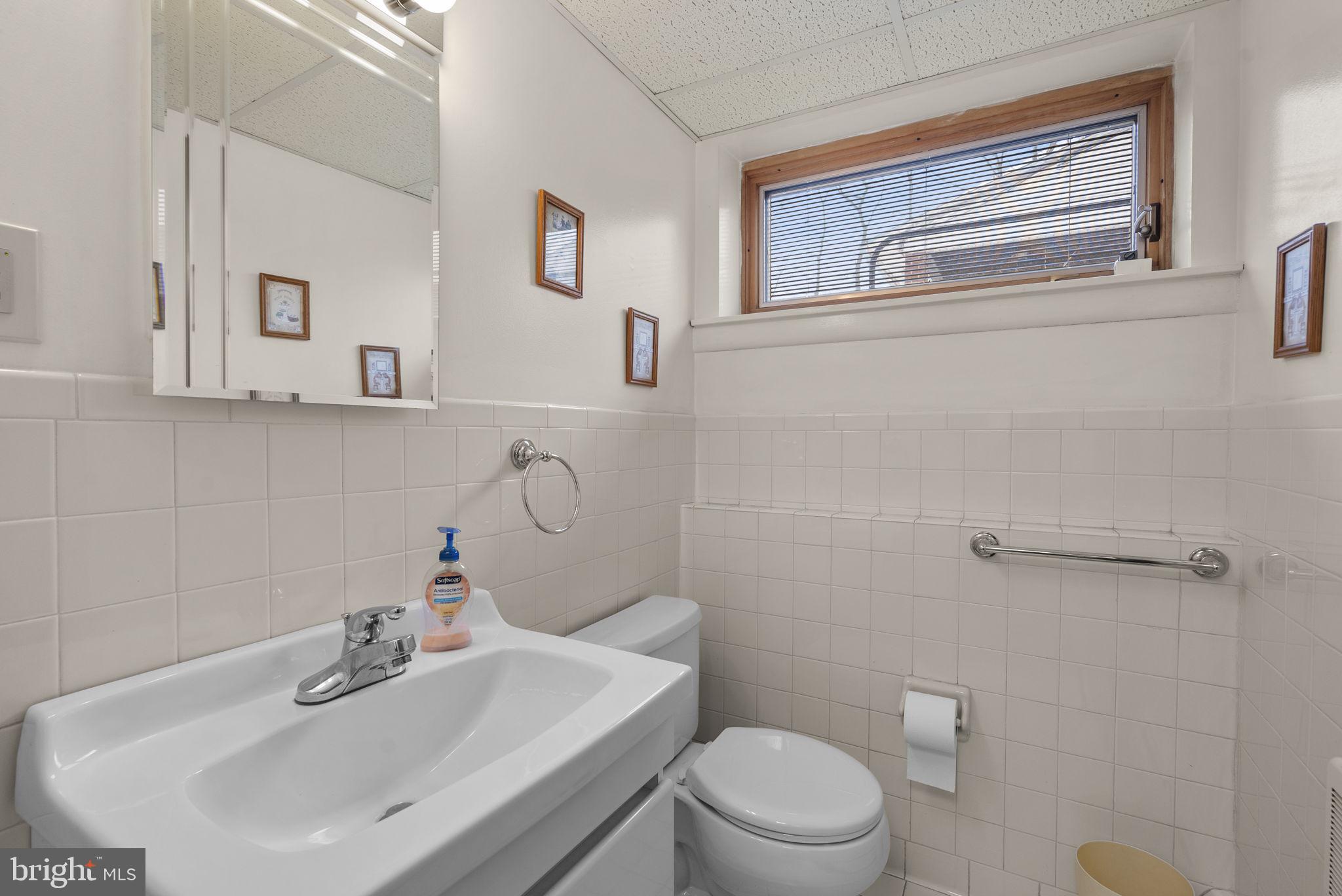 HOME ACRES - Residential