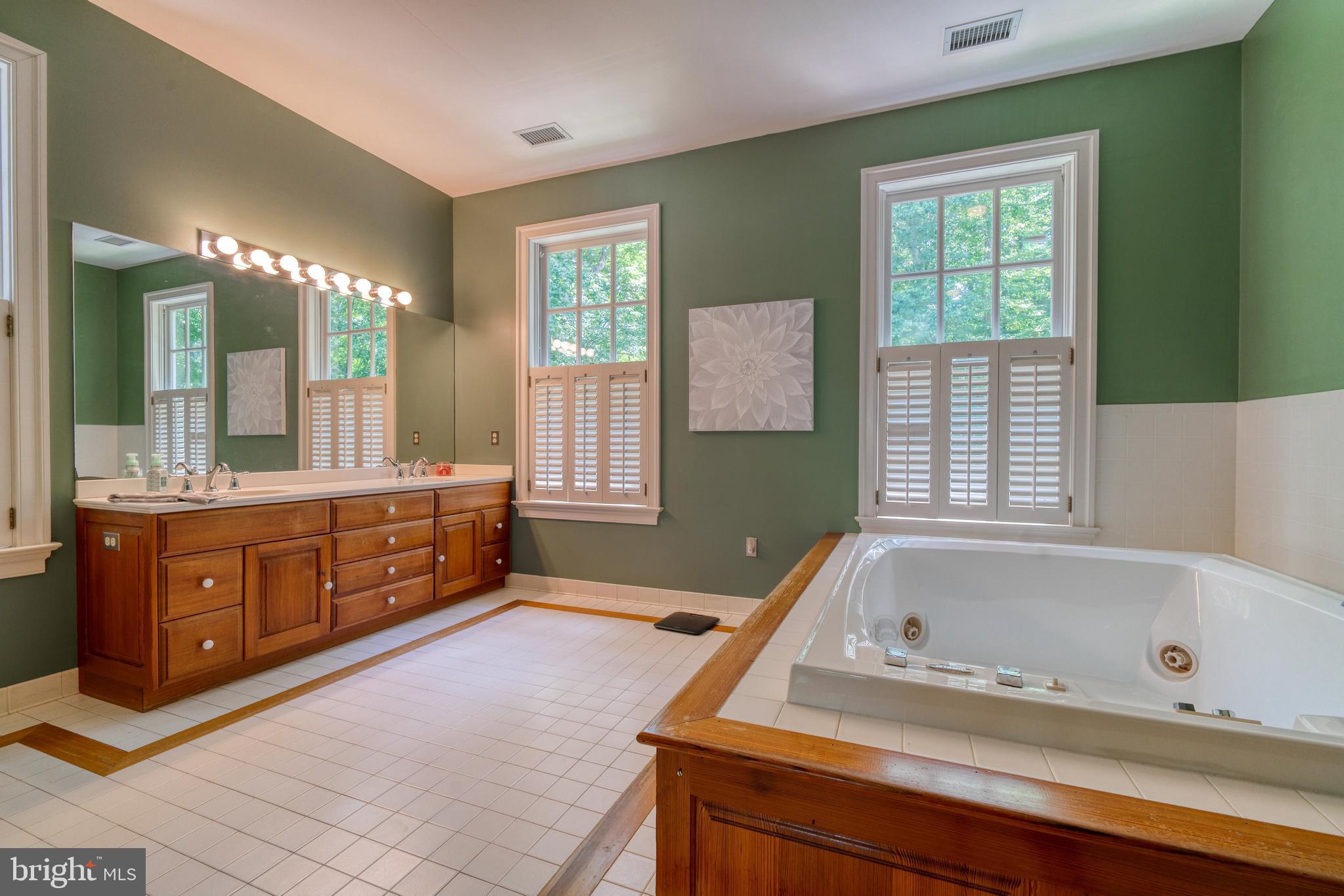 CHESTON ON WYE - Residential