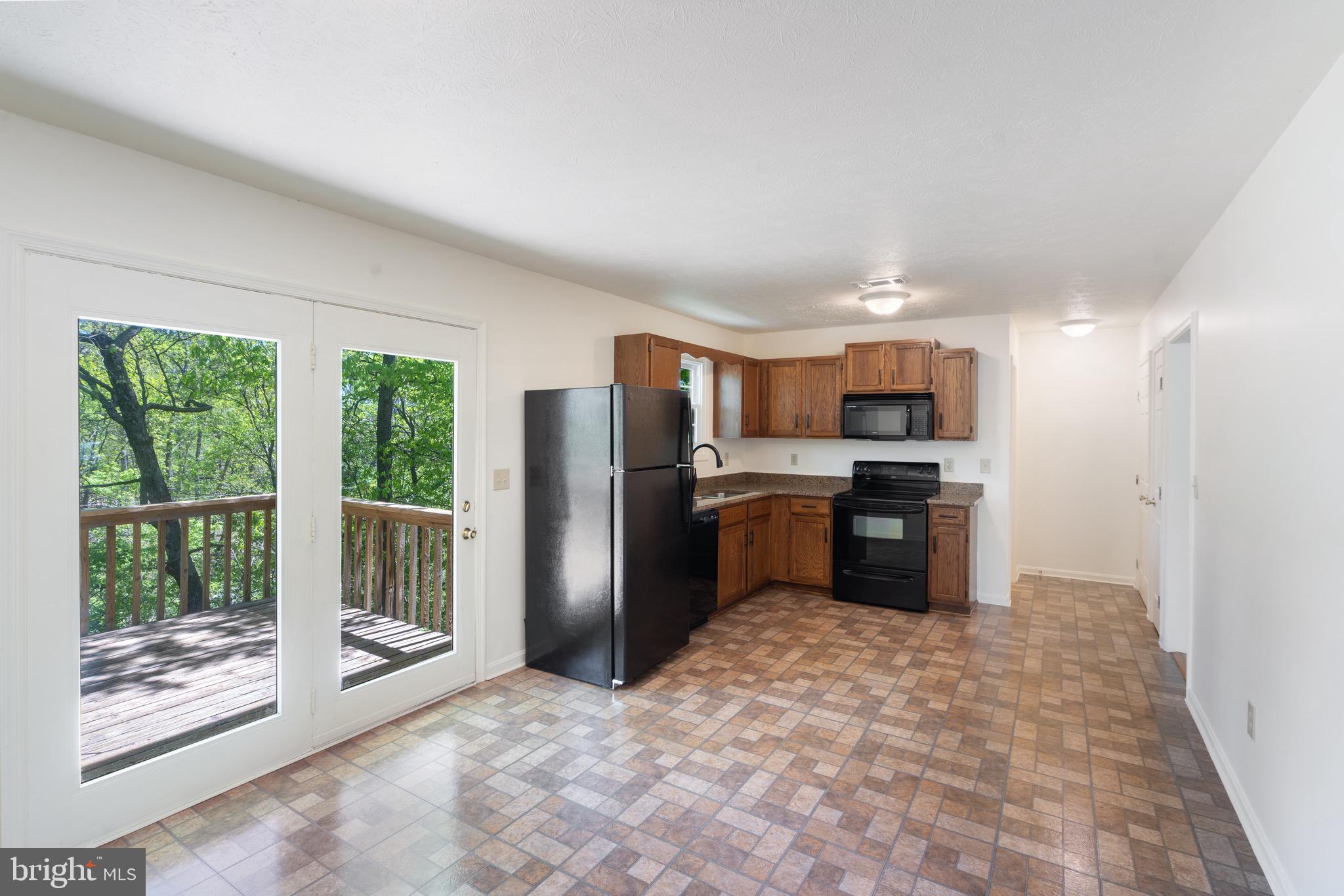 COUNTRY PARK - Residential