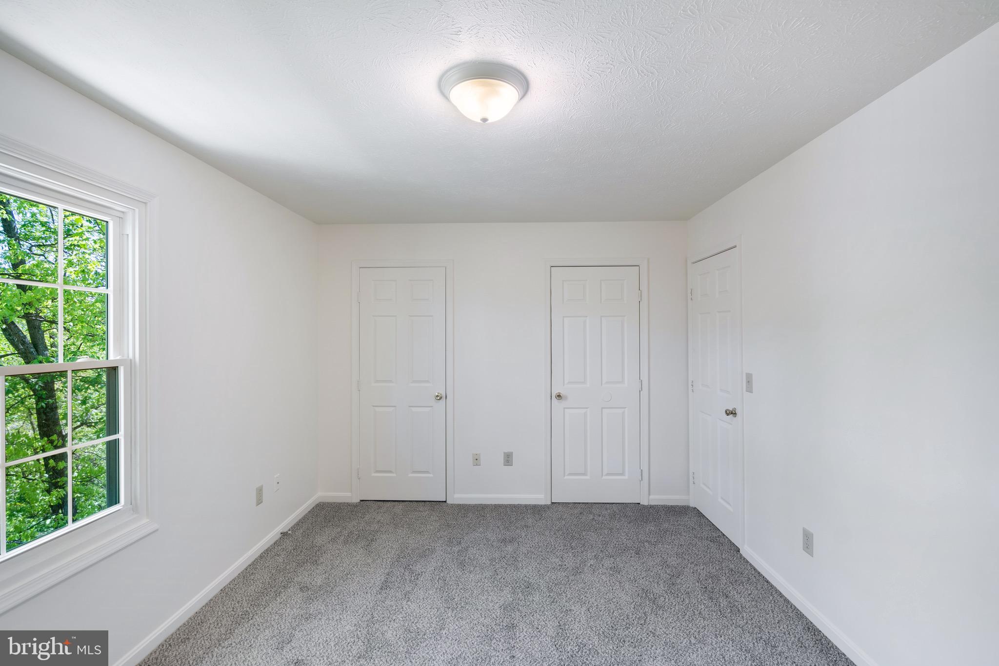 COUNTRY PARK - Residential