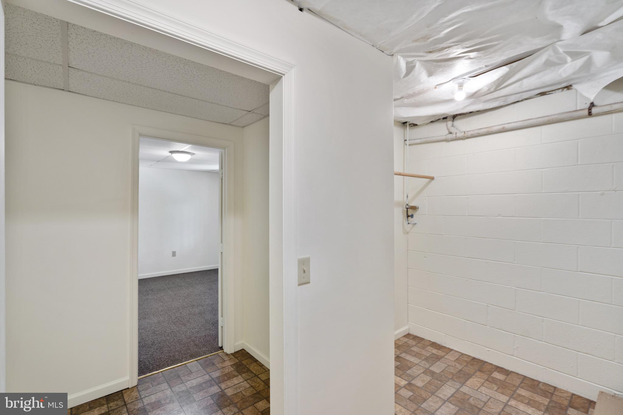 COUNTRY PARK - Residential