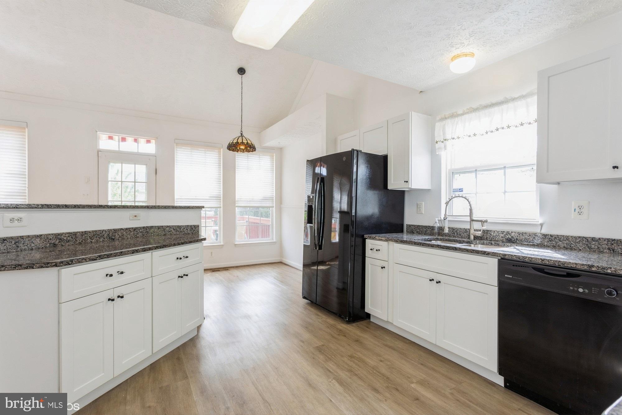 FOREST OAKS PT - Residential