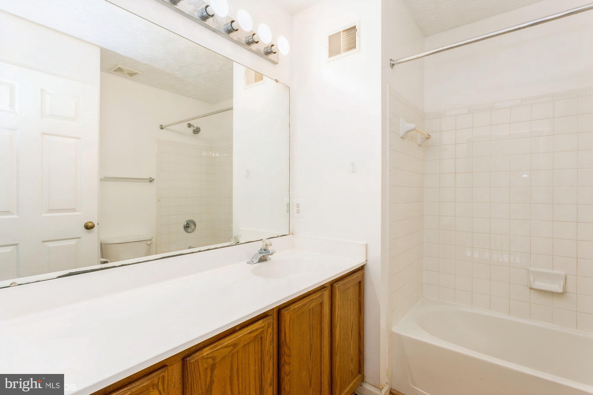 FOREST OAKS PT - Residential