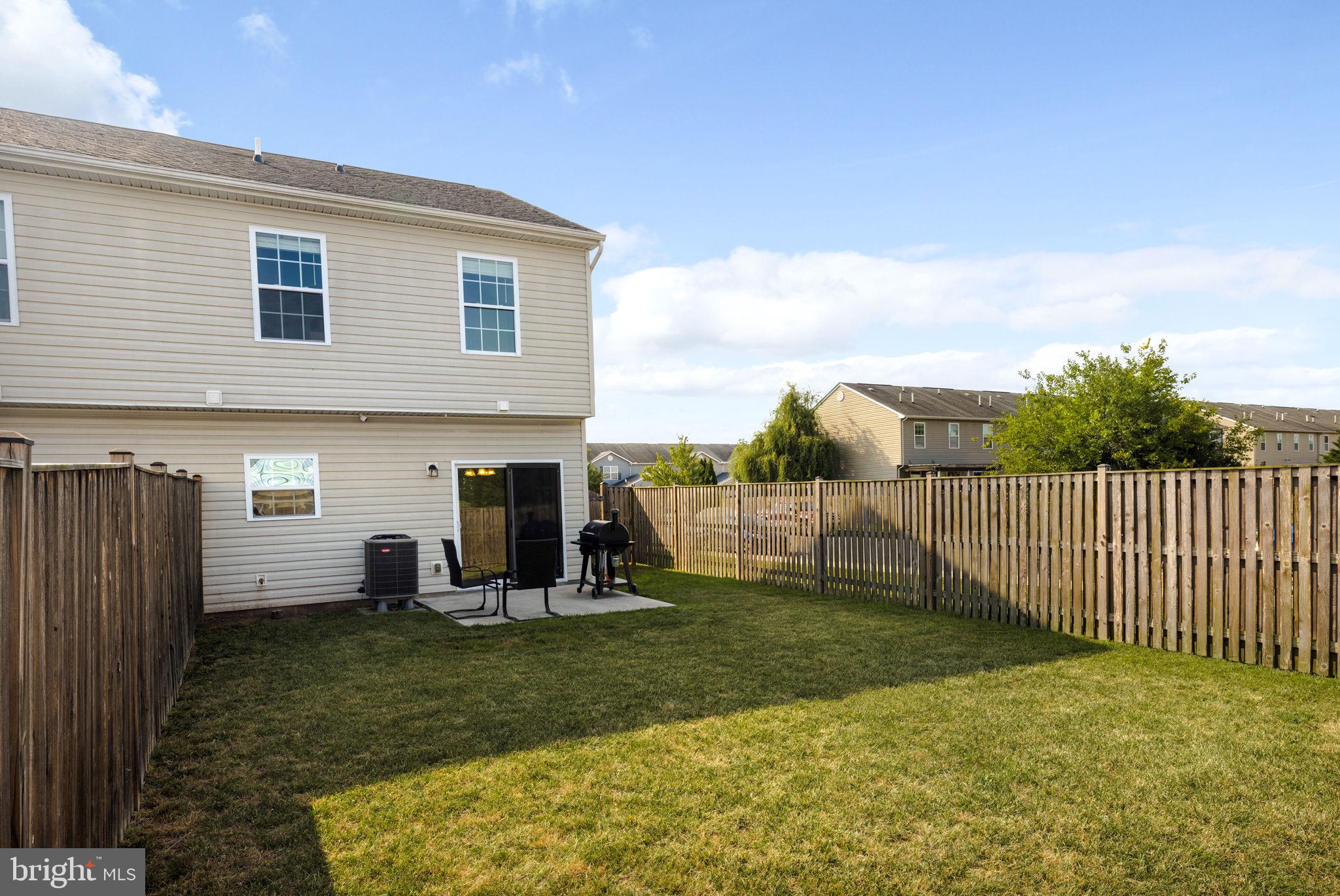 TOWNES OF RIDGEWAY - Residential