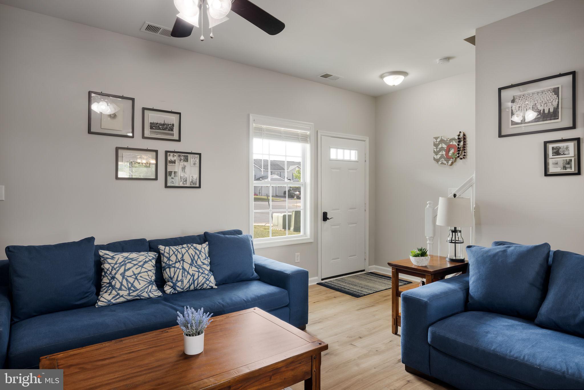 TOWNES OF RIDGEWAY - Residential