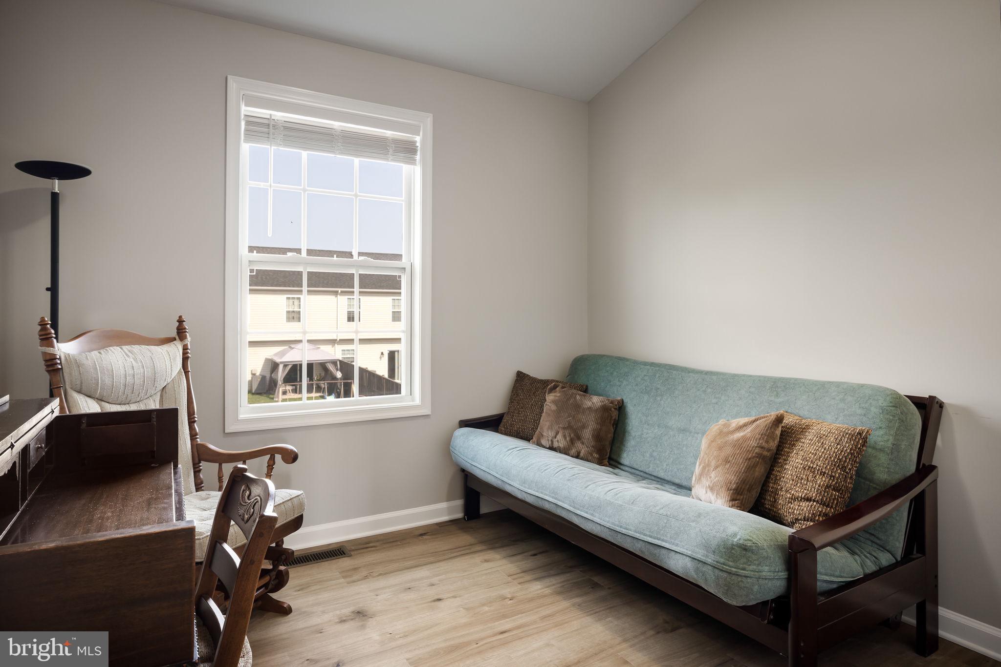 TOWNES OF RIDGEWAY - Residential