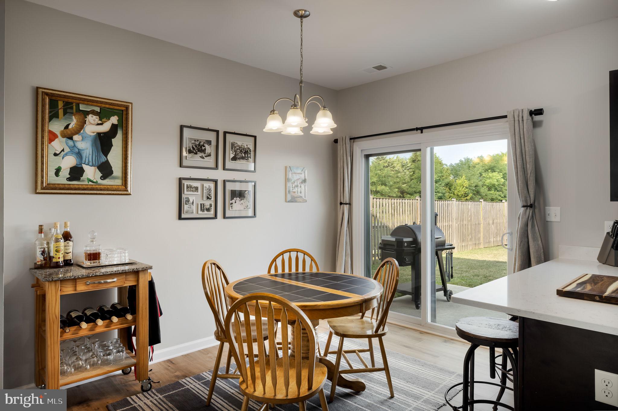 TOWNES OF RIDGEWAY - Residential