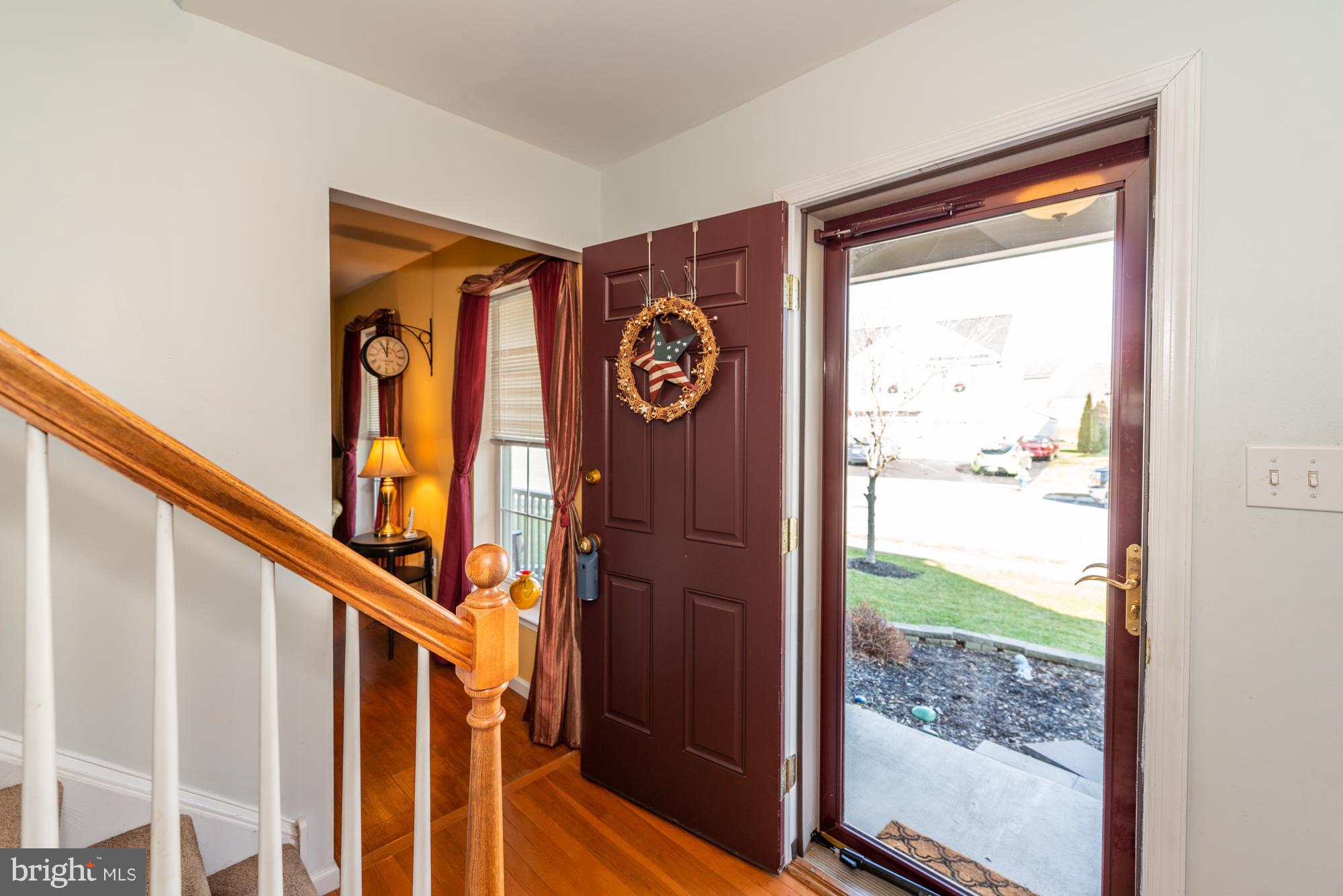 LINCOLNS MEADOW - Residential