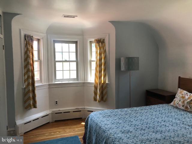 WINDSOR CIR - Residential Lease