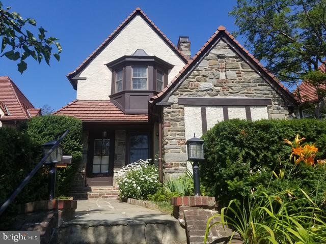 WINDSOR CIR - Residential Lease