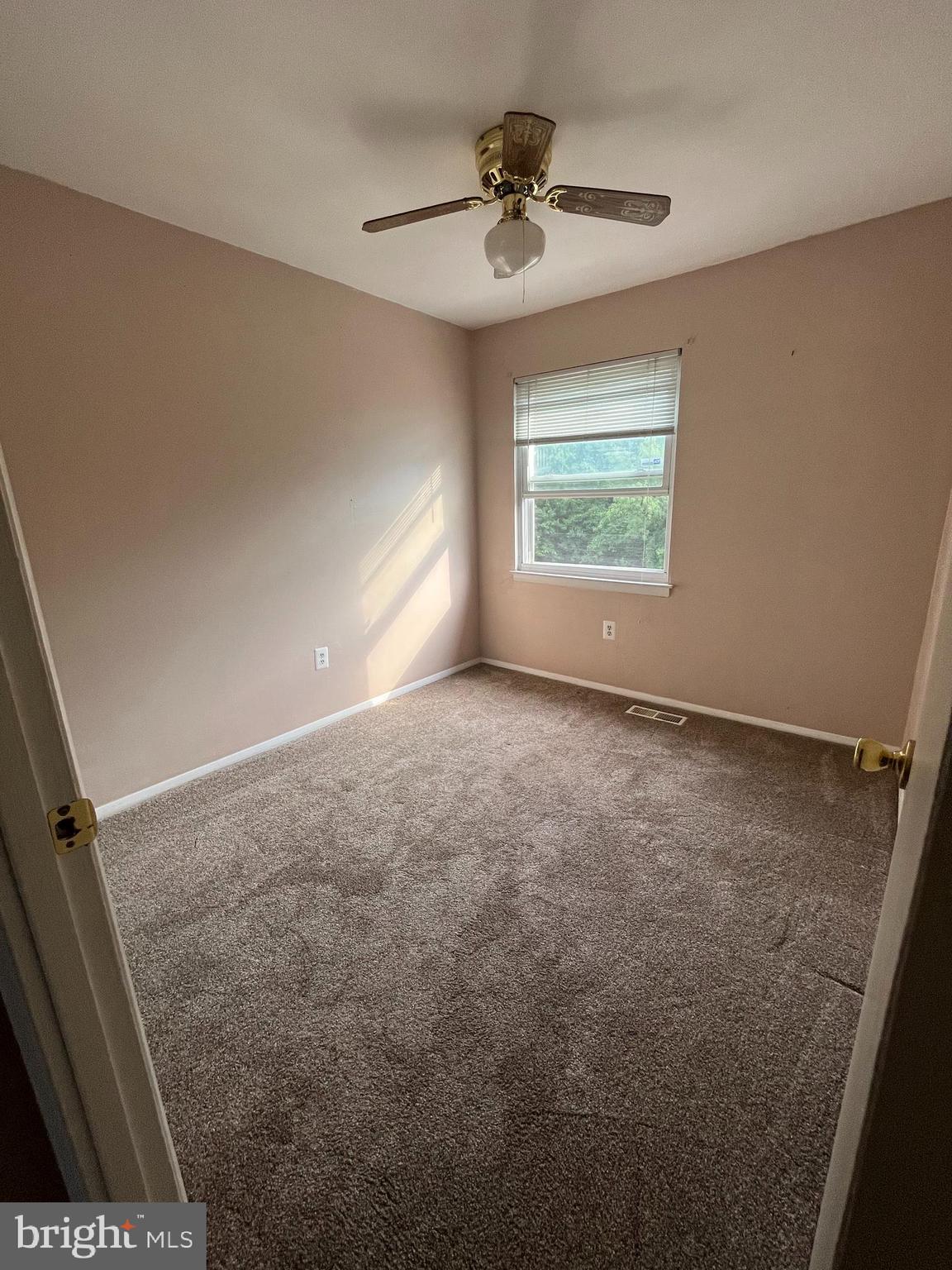 COUNTRY RIDGE - Residential