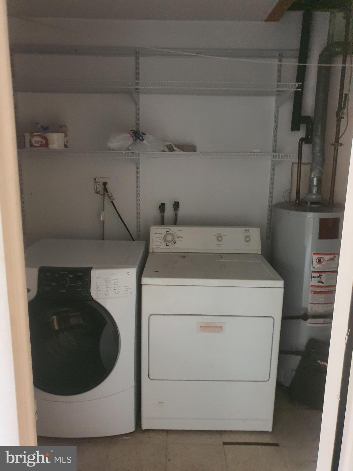 COUNTRY RIDGE - Residential