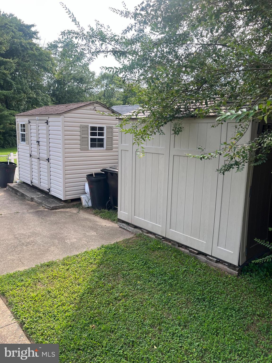 COUNTRY RIDGE - Residential