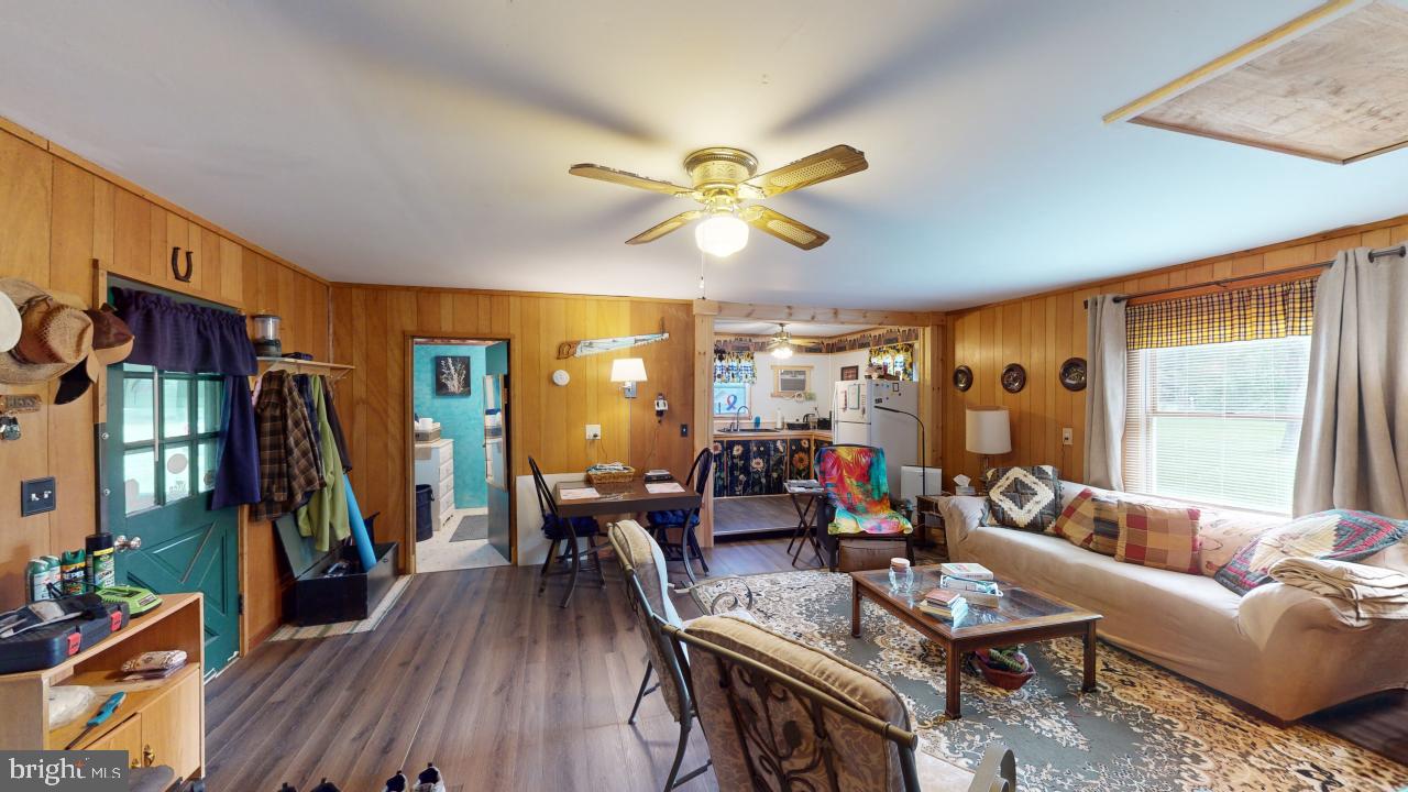 FERNDALE FARMS - Residential