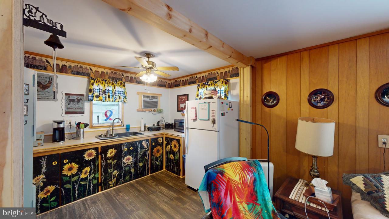 FERNDALE FARMS - Residential