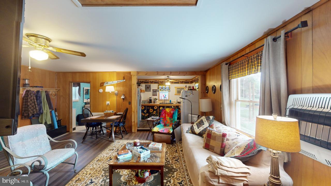 FERNDALE FARMS - Residential