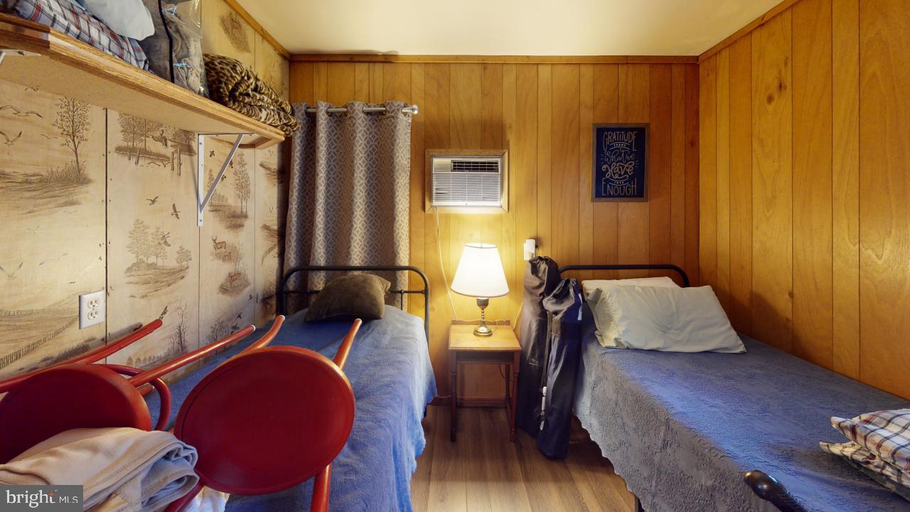 FERNDALE FARMS - Residential